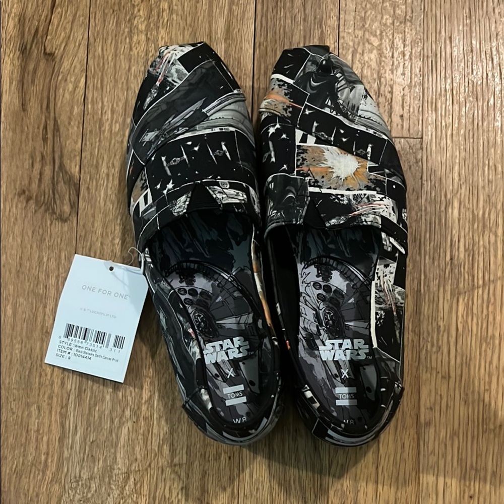 NWT Toms Star Wars Slip-On Loafers
